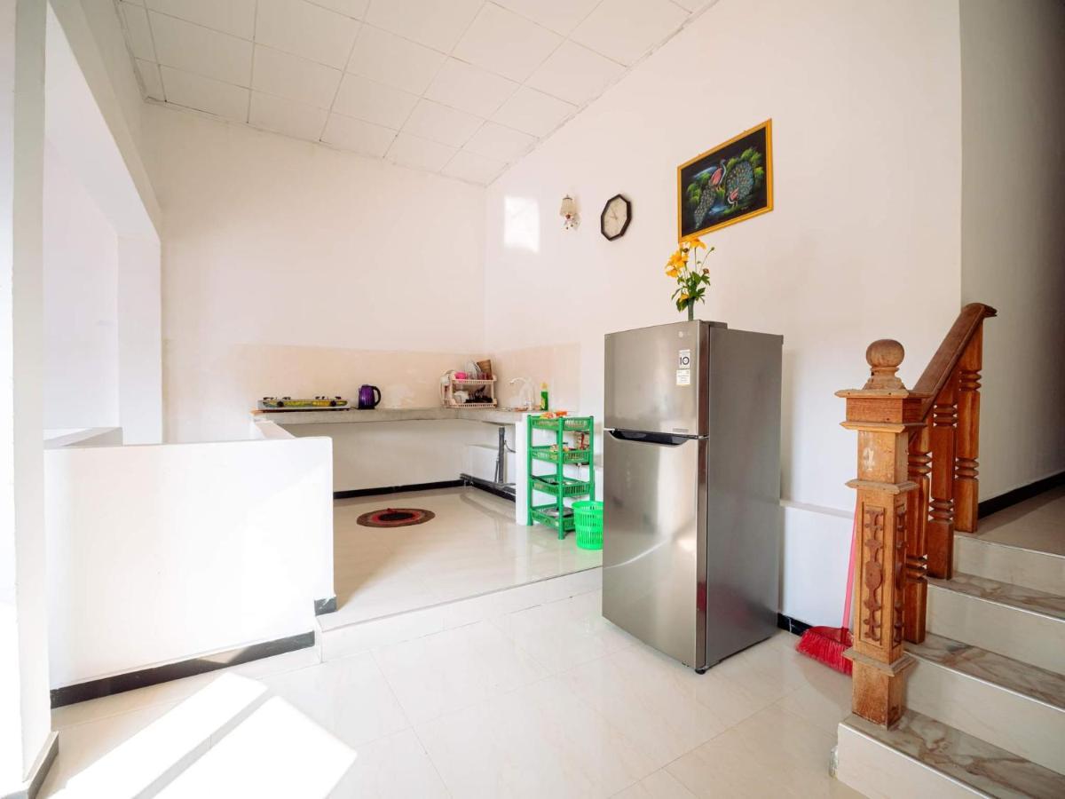 Surfing Guest House 마타라 외부 사진
