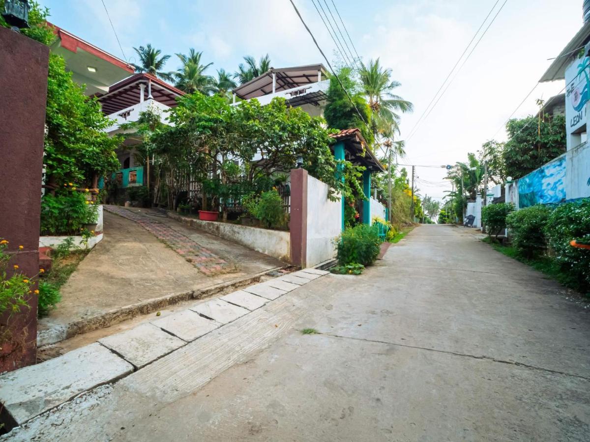 Surfing Guest House 마타라 외부 사진