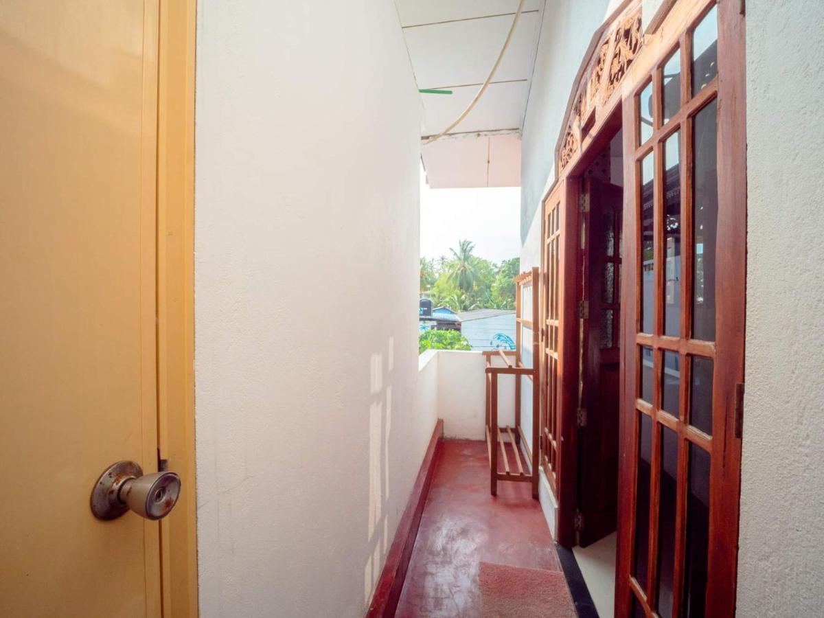 Surfing Guest House 마타라 외부 사진